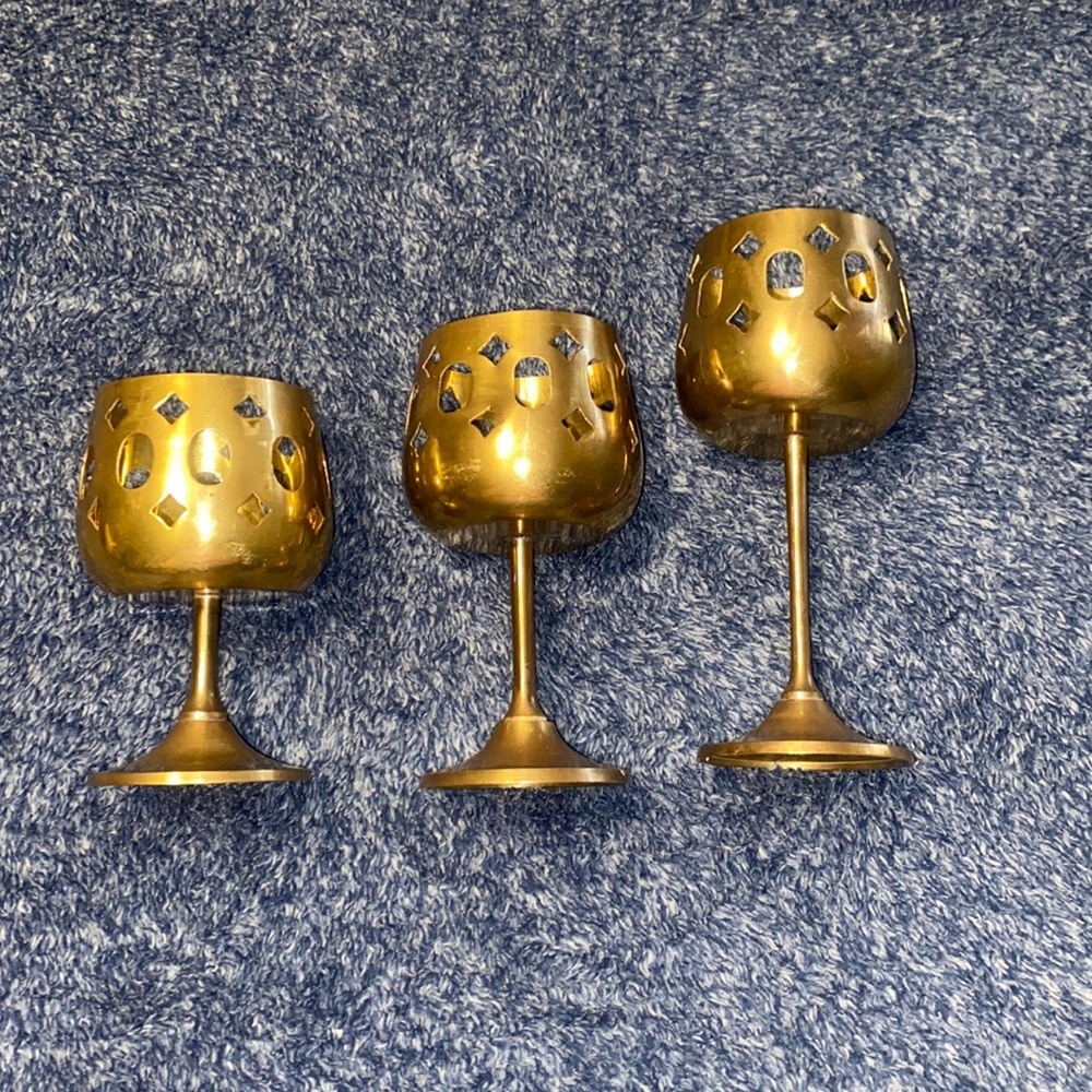 Vintage brass candle holders set of 3 diamond design